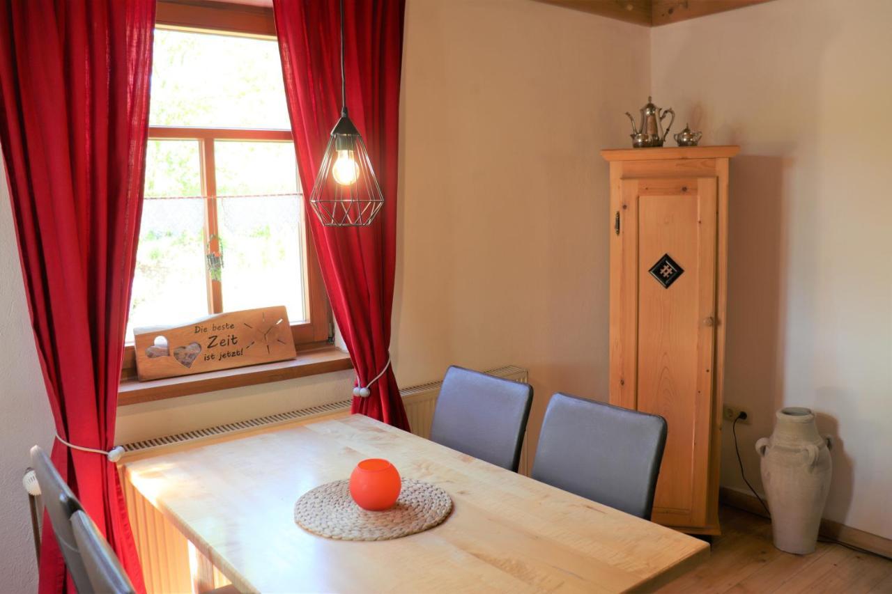 Ferienunterkuenfte Deinhardt Villa Poxdorf Luaran gambar