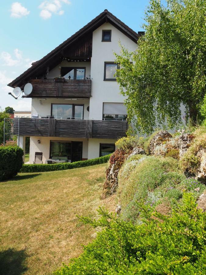 Ferienunterkuenfte Deinhardt Villa Poxdorf Luaran gambar